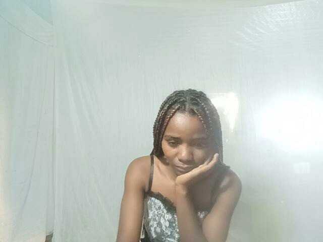 LandiQueen12