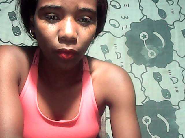 LandiQueen12 live cam on BongaCams