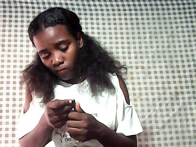 LandiQueen12