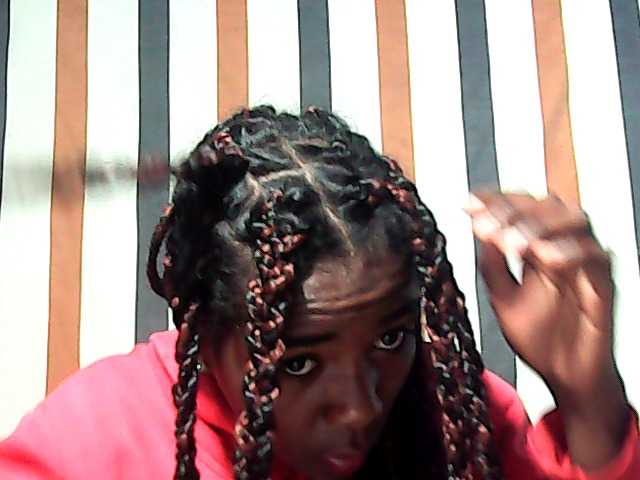 LandiQueen12