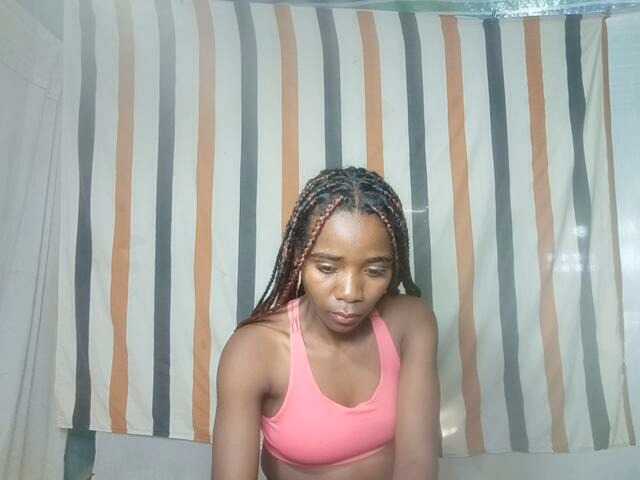 LandiQueen12