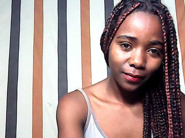 LandiQueen12