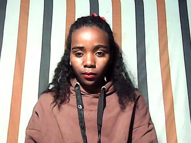 LandiQueen12