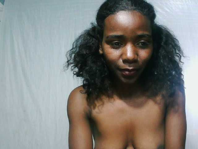 LandiQueen12