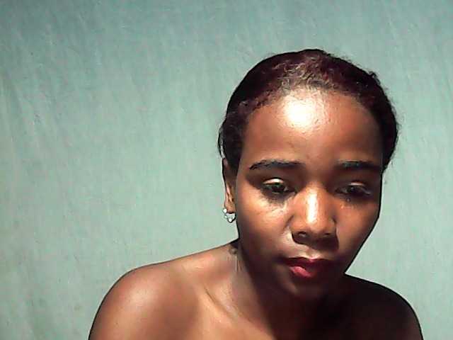 LandiQueen12