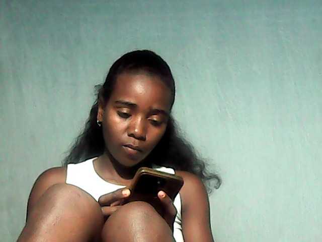 LandiQueen12