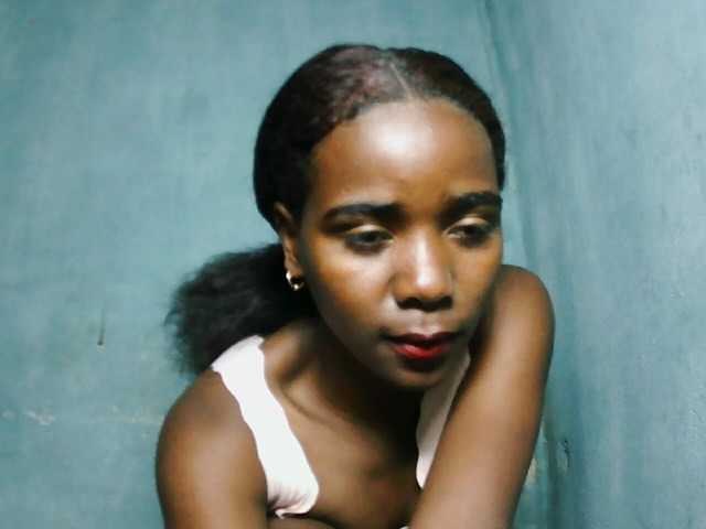 LandiQueen12