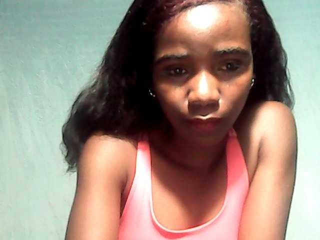 LandiQueen12 live cam on BongaCams