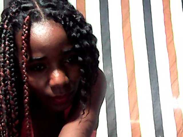 LandiQueen12