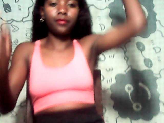 LandiQueen12