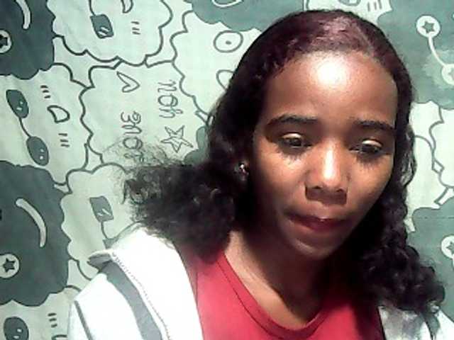 LandiQueen12 live cam on BongaCams
