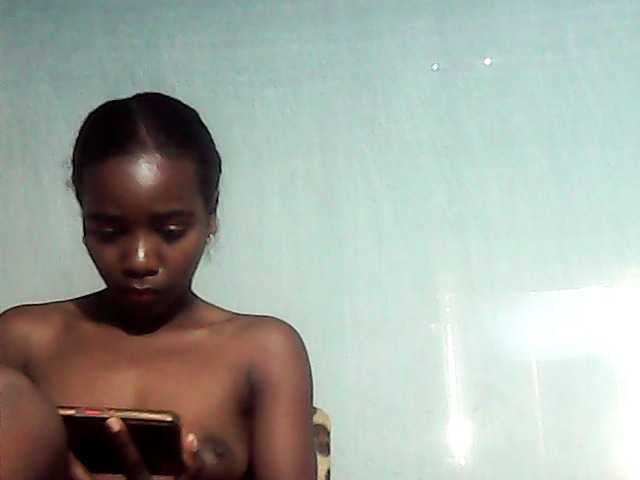 LandiQueen12