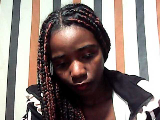 LandiQueen12