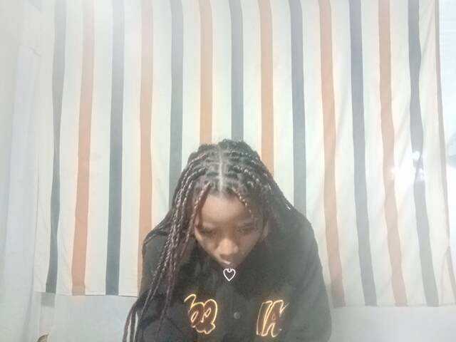 LandiQueen12