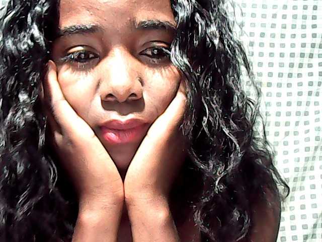 LandiQueen12