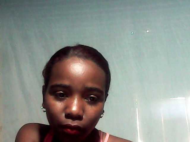 LandiQueen12 live cam on BongaCams