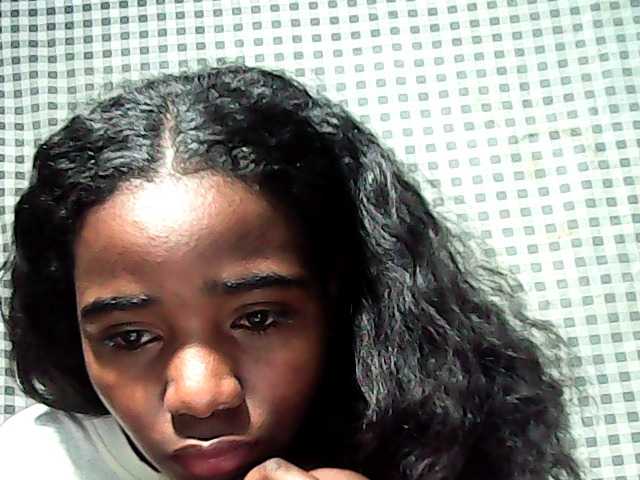 LandiQueen12 live cam on BongaCams