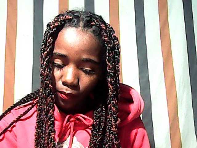 LandiQueen12