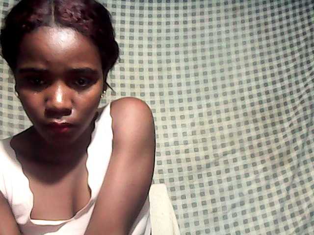 LandiQueen12 live cam on BongaCams