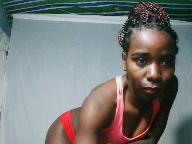 LandiQueen12