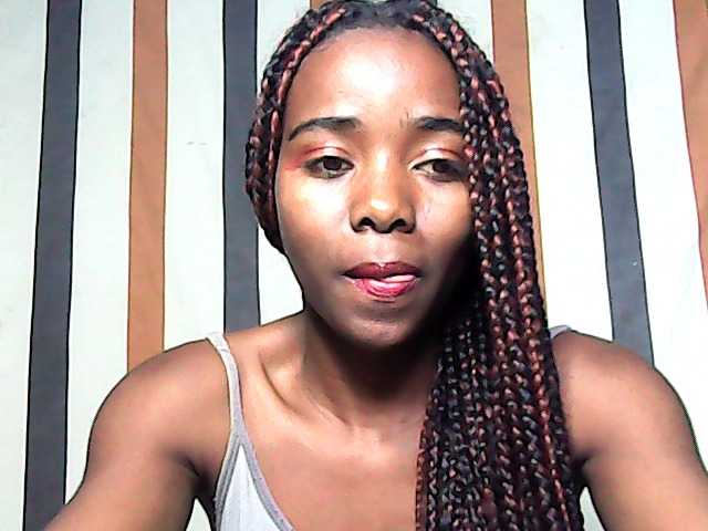 LandiQueen12