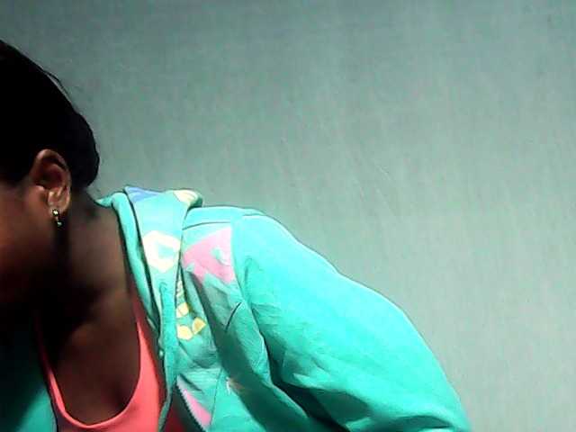 LandiQueen12 live cam on BongaCams