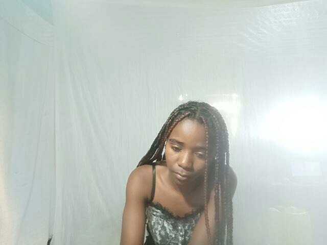 LandiQueen12
