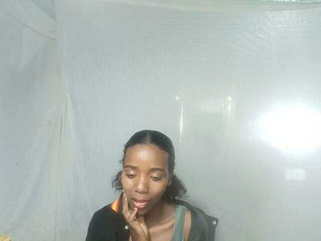 LandiQueen12