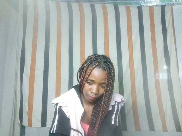 LandiQueen12