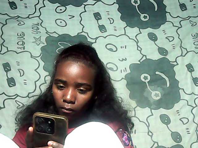 LandiQueen12