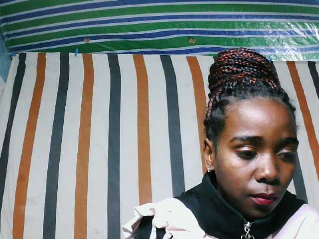 LandiQueen12