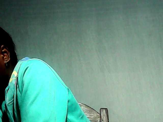 LandiQueen12 live cam on BongaCams