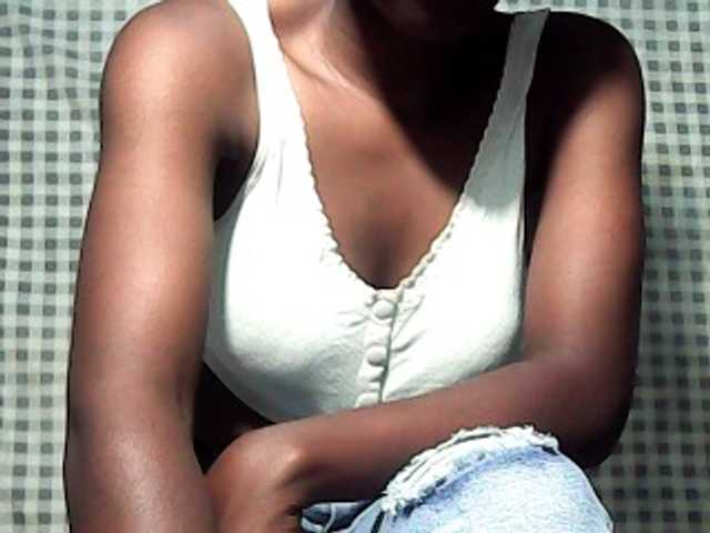 LandiQueen12