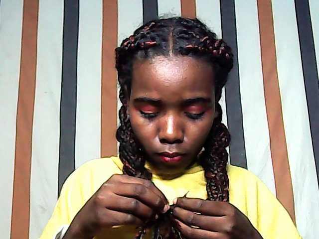 LandiQueen12
