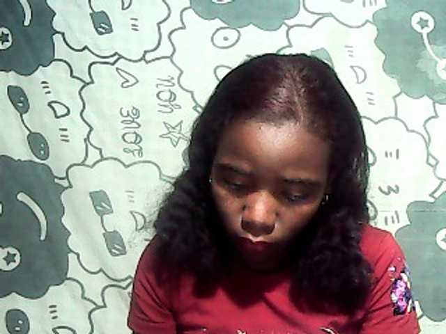 LandiQueen12 live cam preview