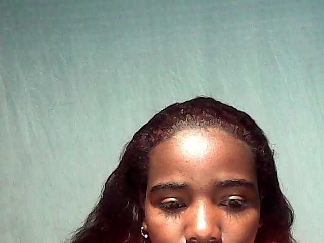 LandiQueen12 live cam on BongaCams