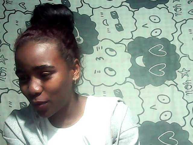 LandiQueen12