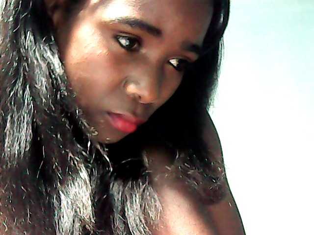 LandiQueen12