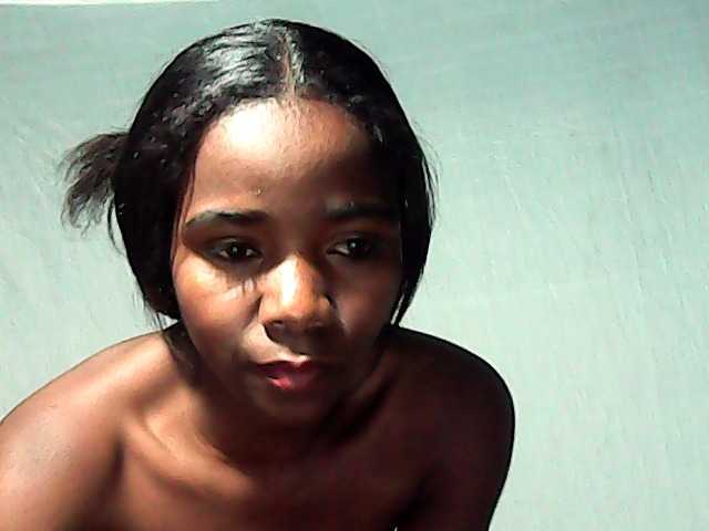LandiQueen12