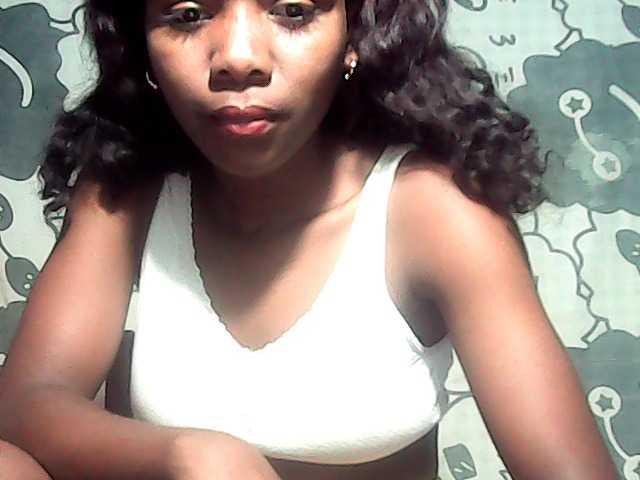 LandiQueen12 live cam preview