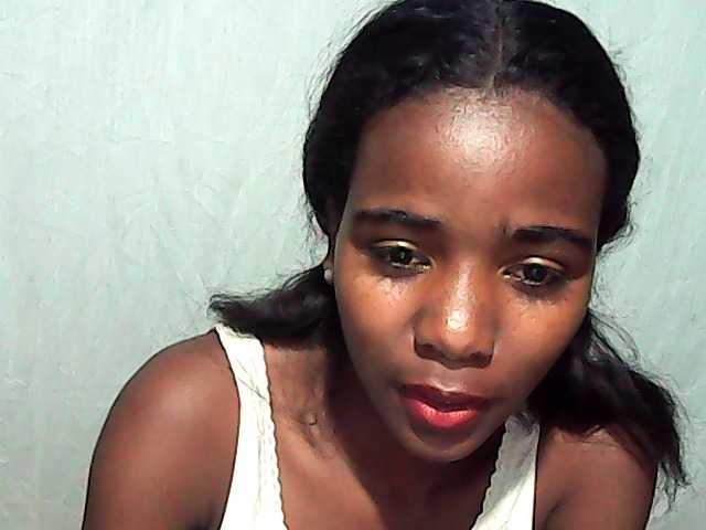 LandiQueen12 live cam on BongaCams