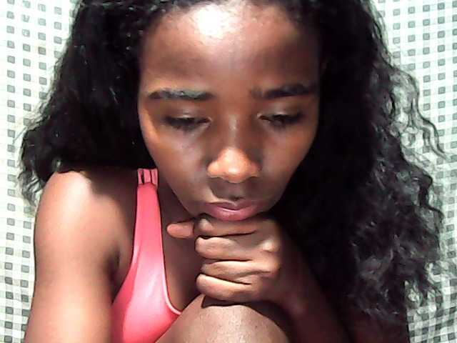 LandiQueen12