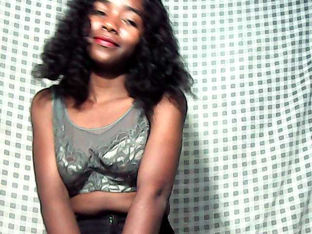 LandiQueen12
