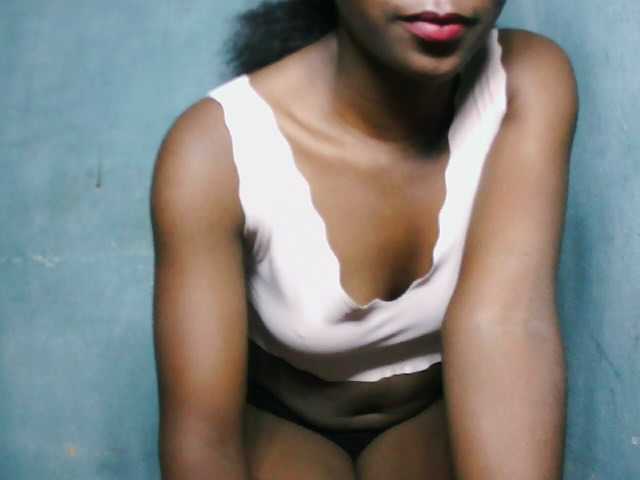 LandiQueen12