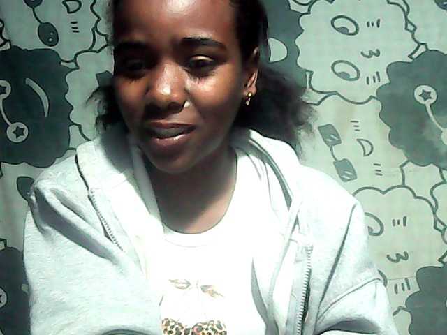 LandiQueen12