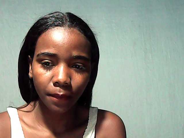 LandiQueen12 live cam on BongaCams