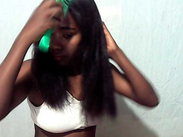 LandiQueen12