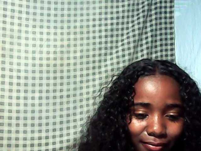 LandiQueen12