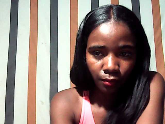 LandiQueen12 live cam on BongaCams