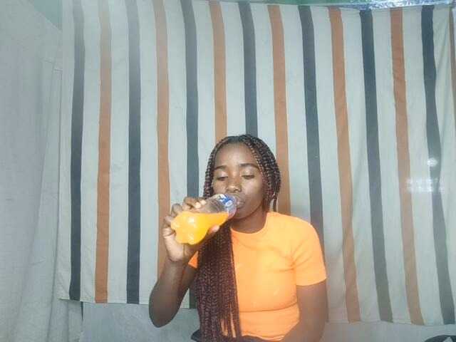 LandiQueen12
